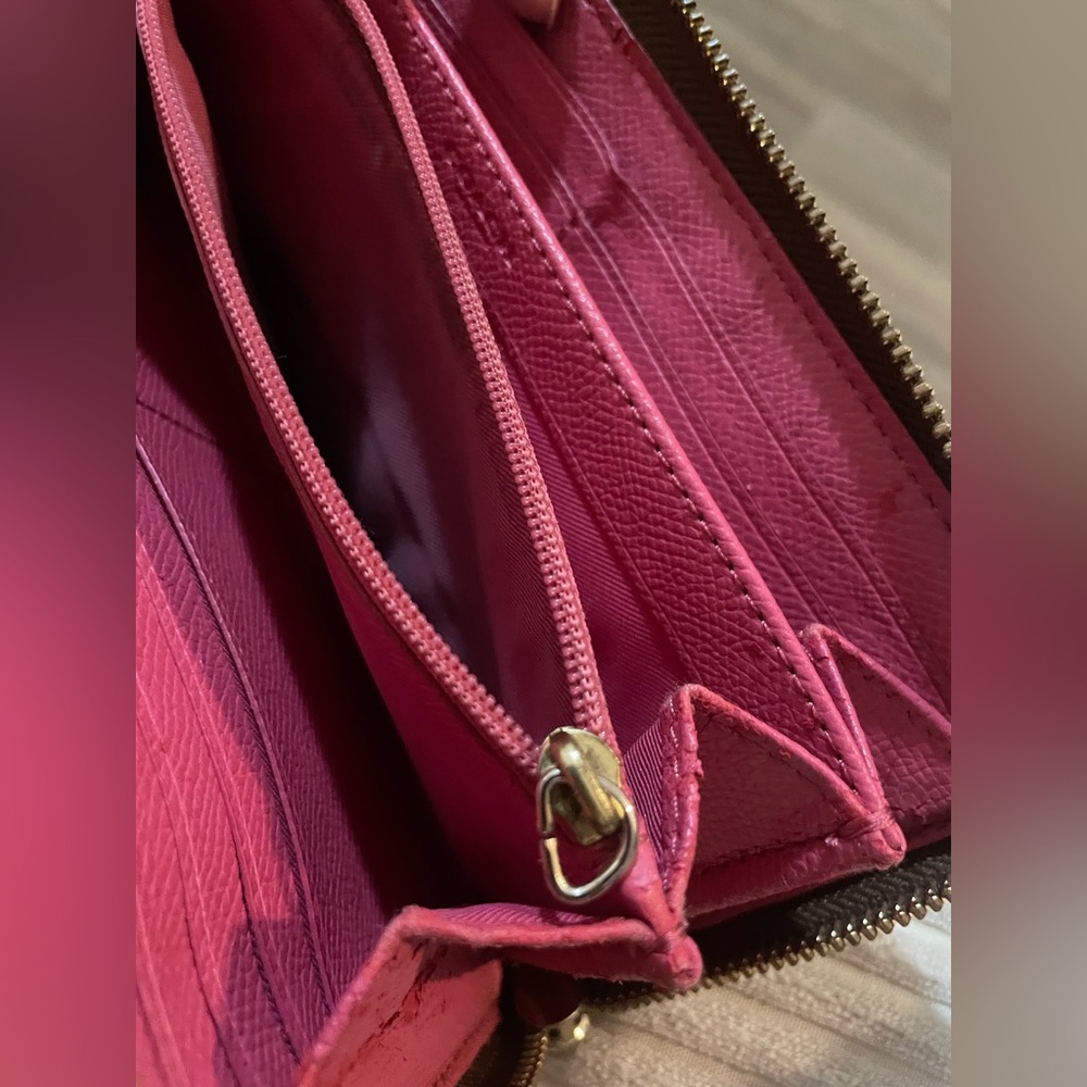Coach Brown Signature Wallet with Pink Trim 💕 - Picture 5 of 9